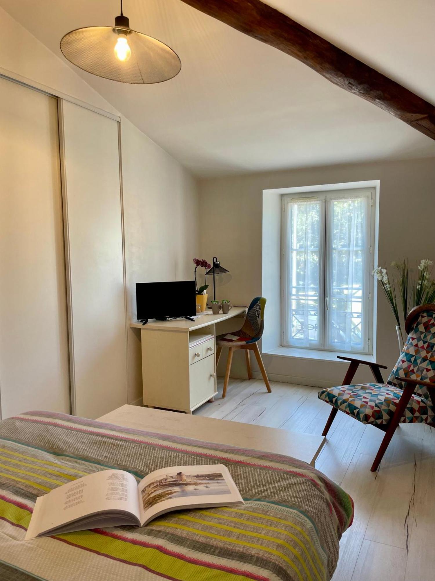 L'Escale Bed & Breakfast La Jarrie ภายนอก รูปภาพ